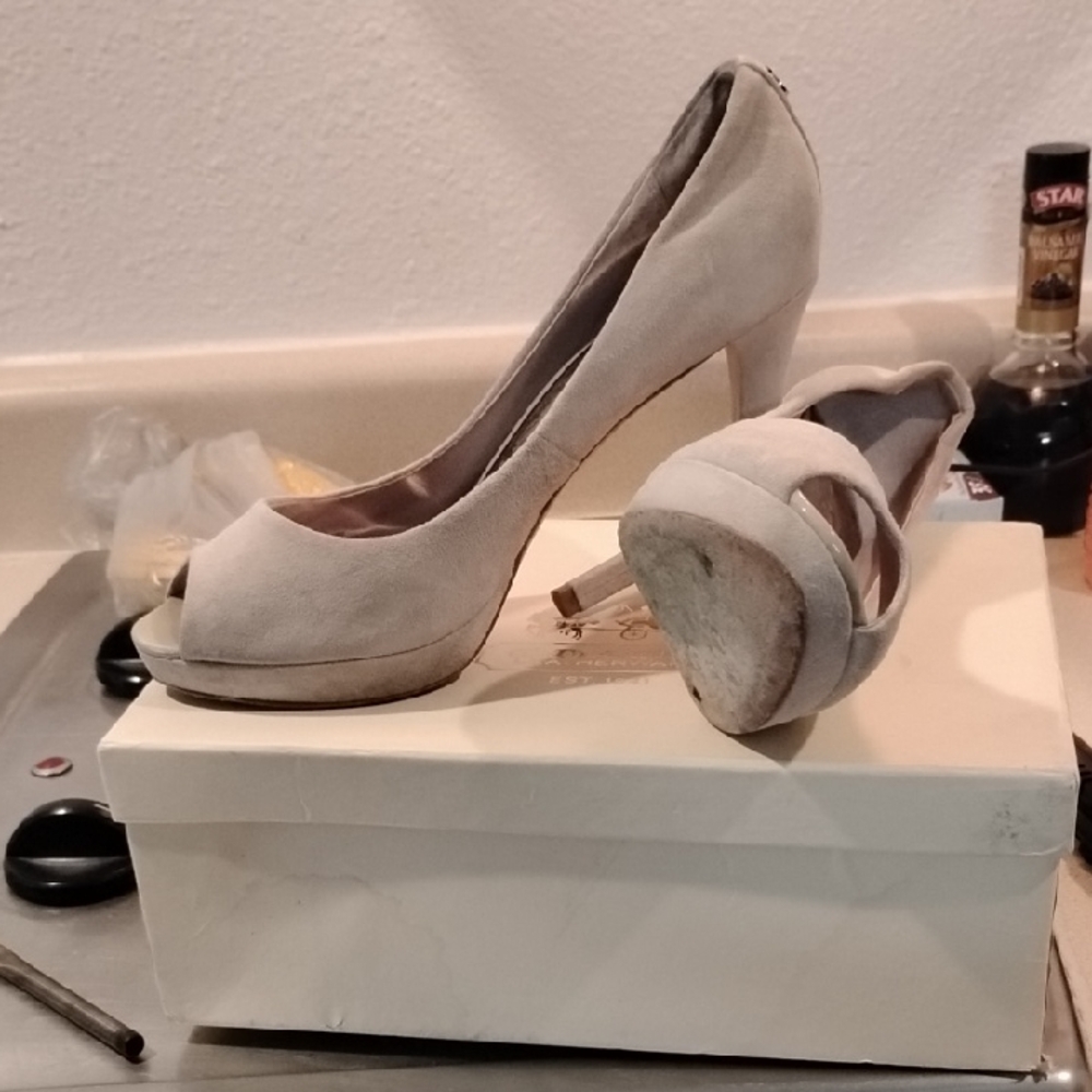 Coach Elegant Cream Peep-Toe Heels